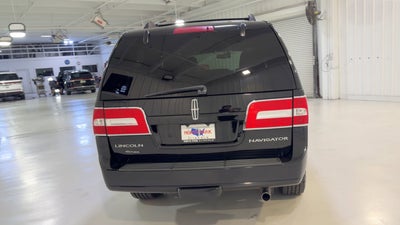 2012 Lincoln Navigator Base