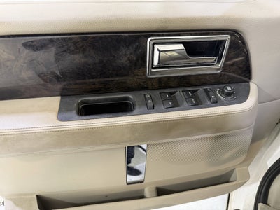 2015 Lincoln Navigator Base