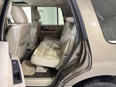 2015 Lincoln Navigator Base