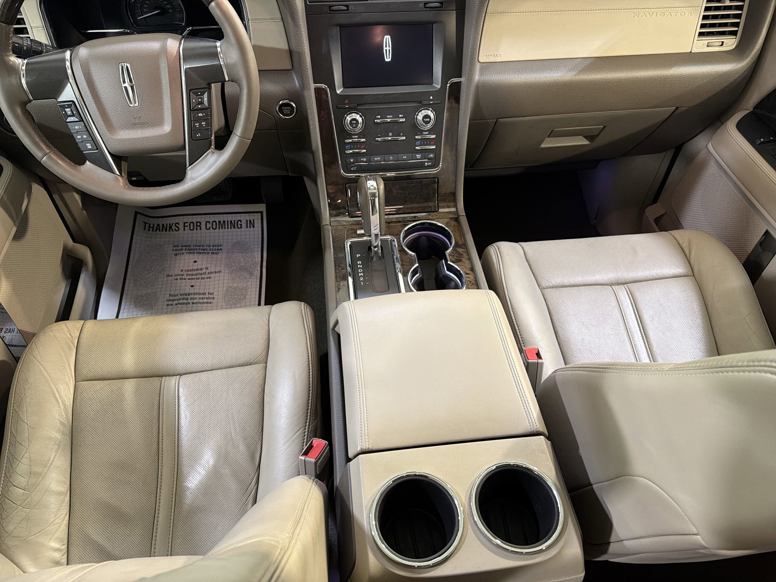 2015 Lincoln Navigator Base