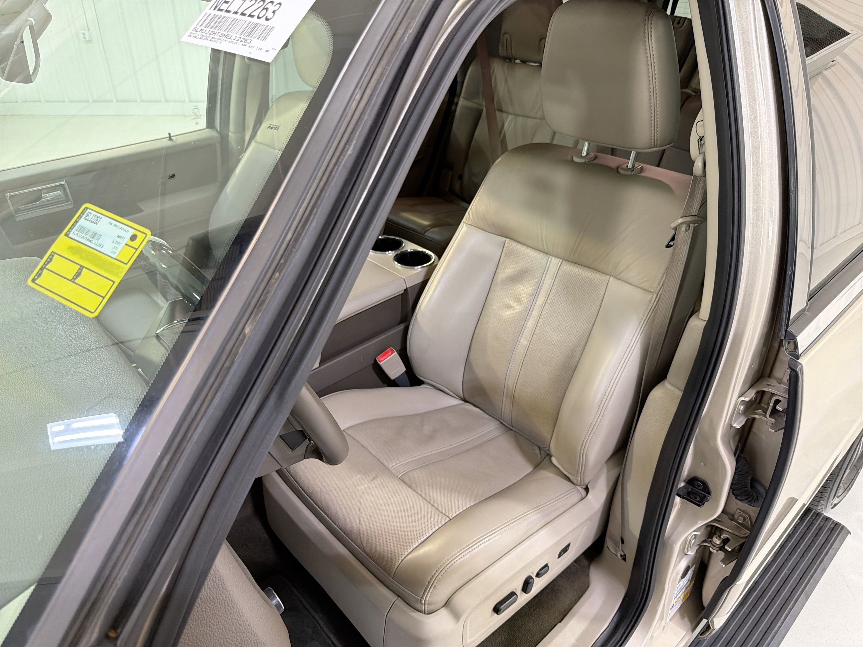 2017 Lincoln Navigator Select