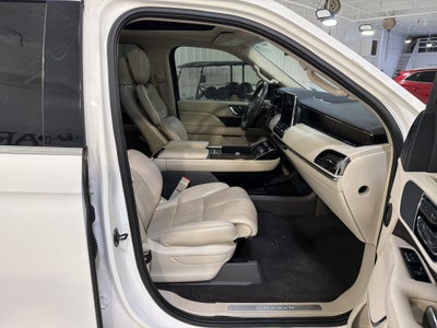 2019 Lincoln Navigator Select