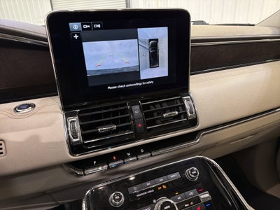 2019 Lincoln Navigator Select
