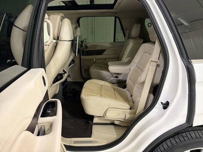2019 Lincoln Navigator Select