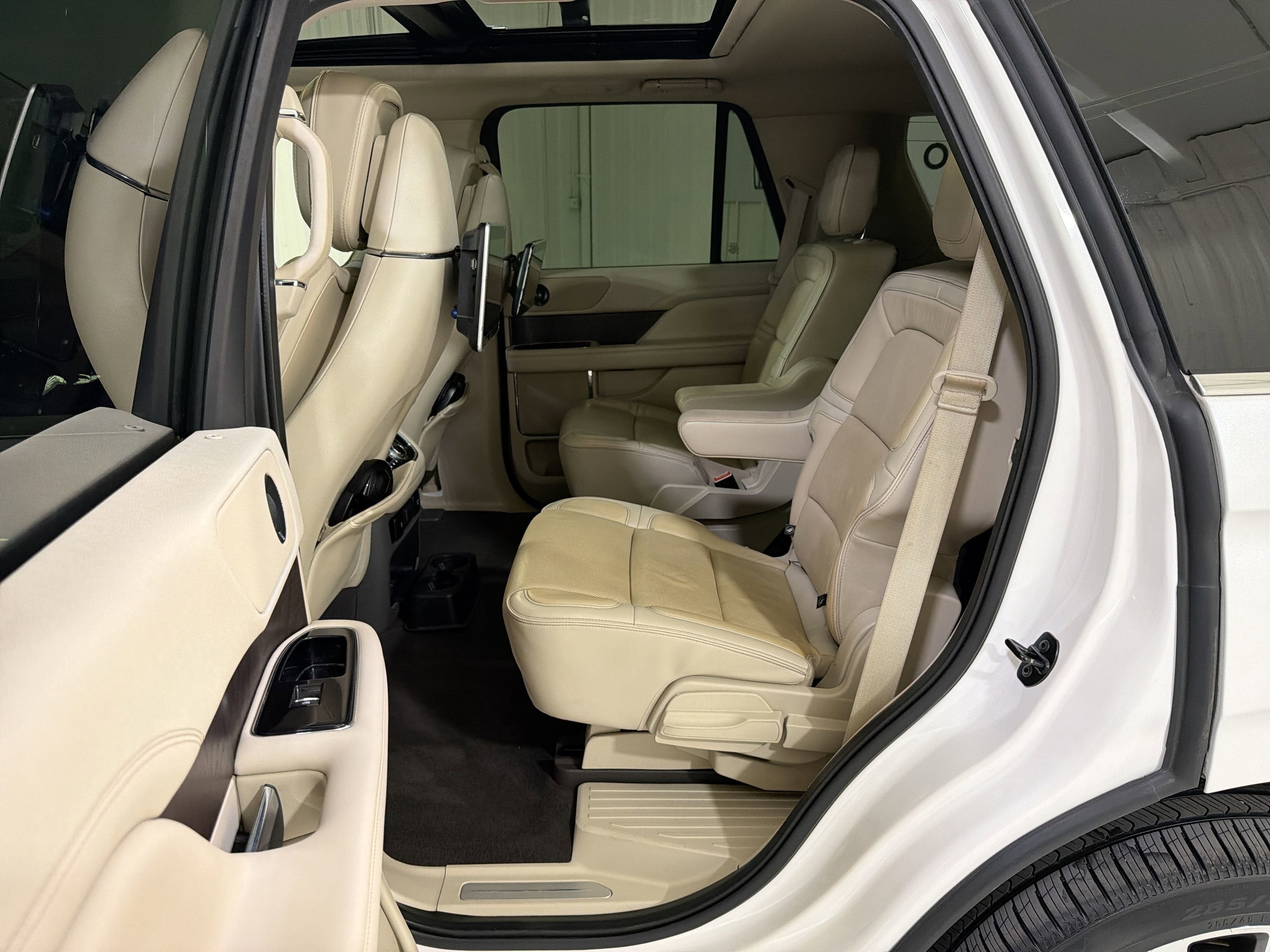 2019 Lincoln Navigator Select