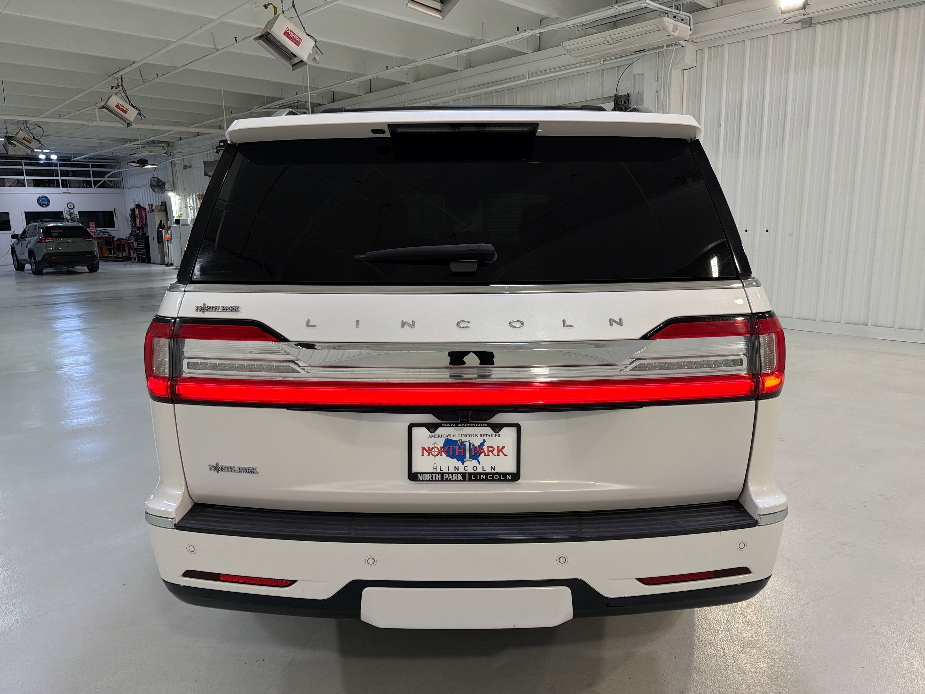 2019 Lincoln Navigator Select