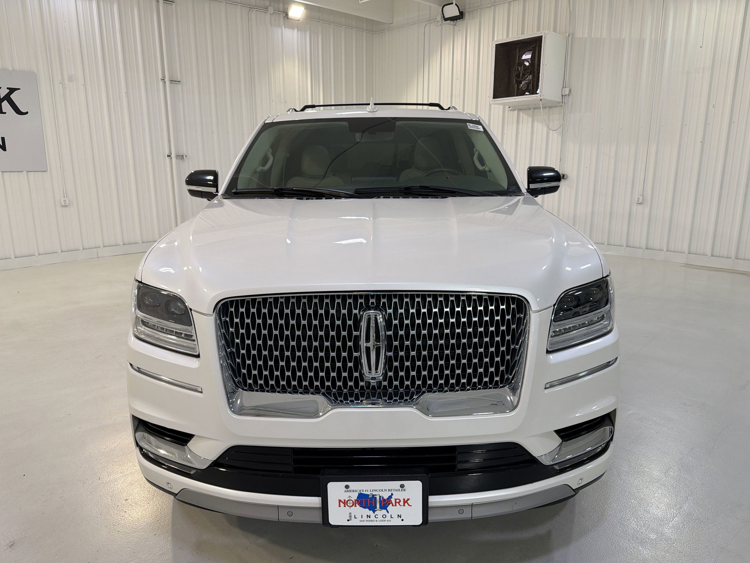 2019 Lincoln Navigator Select