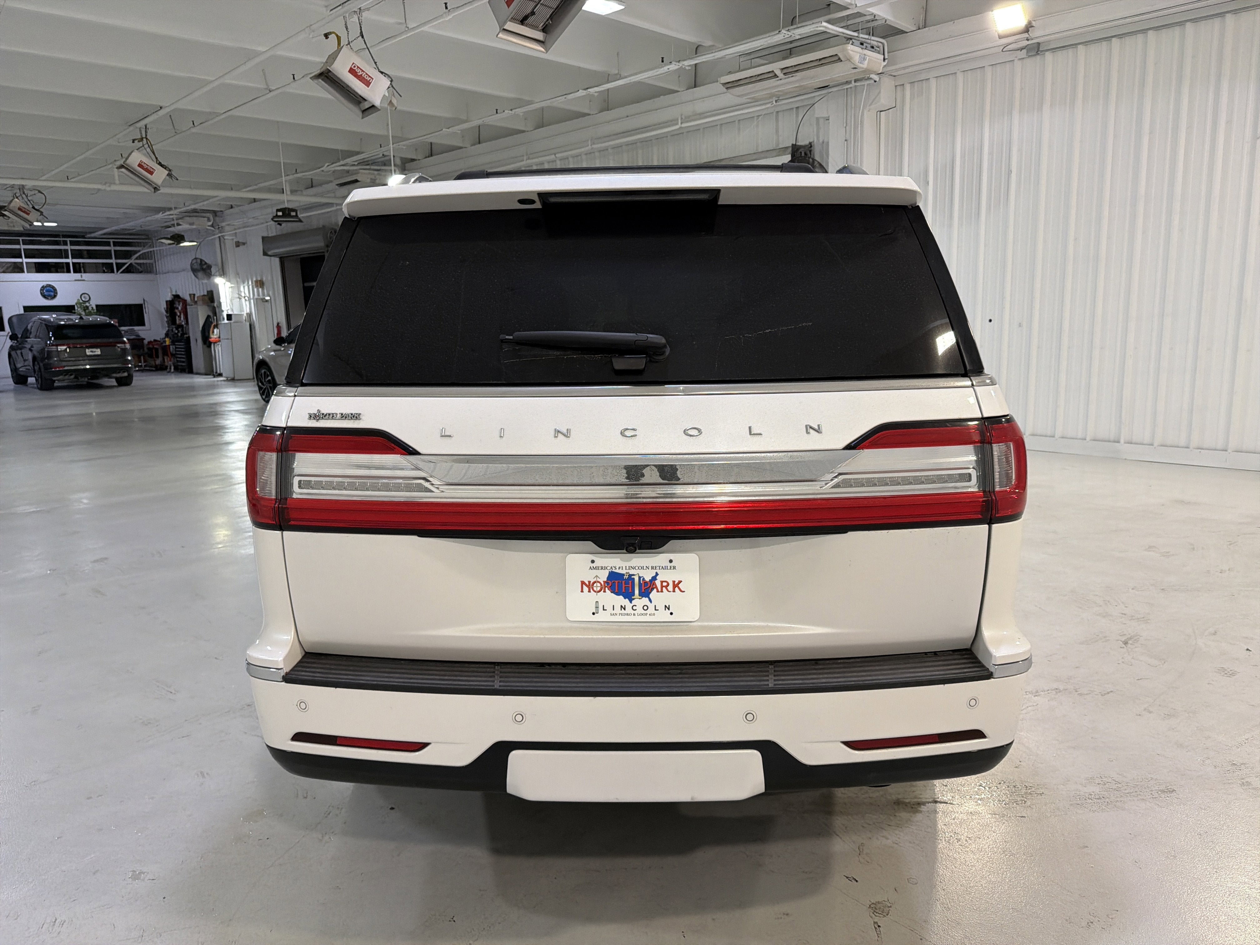 2019 Lincoln Navigator Select