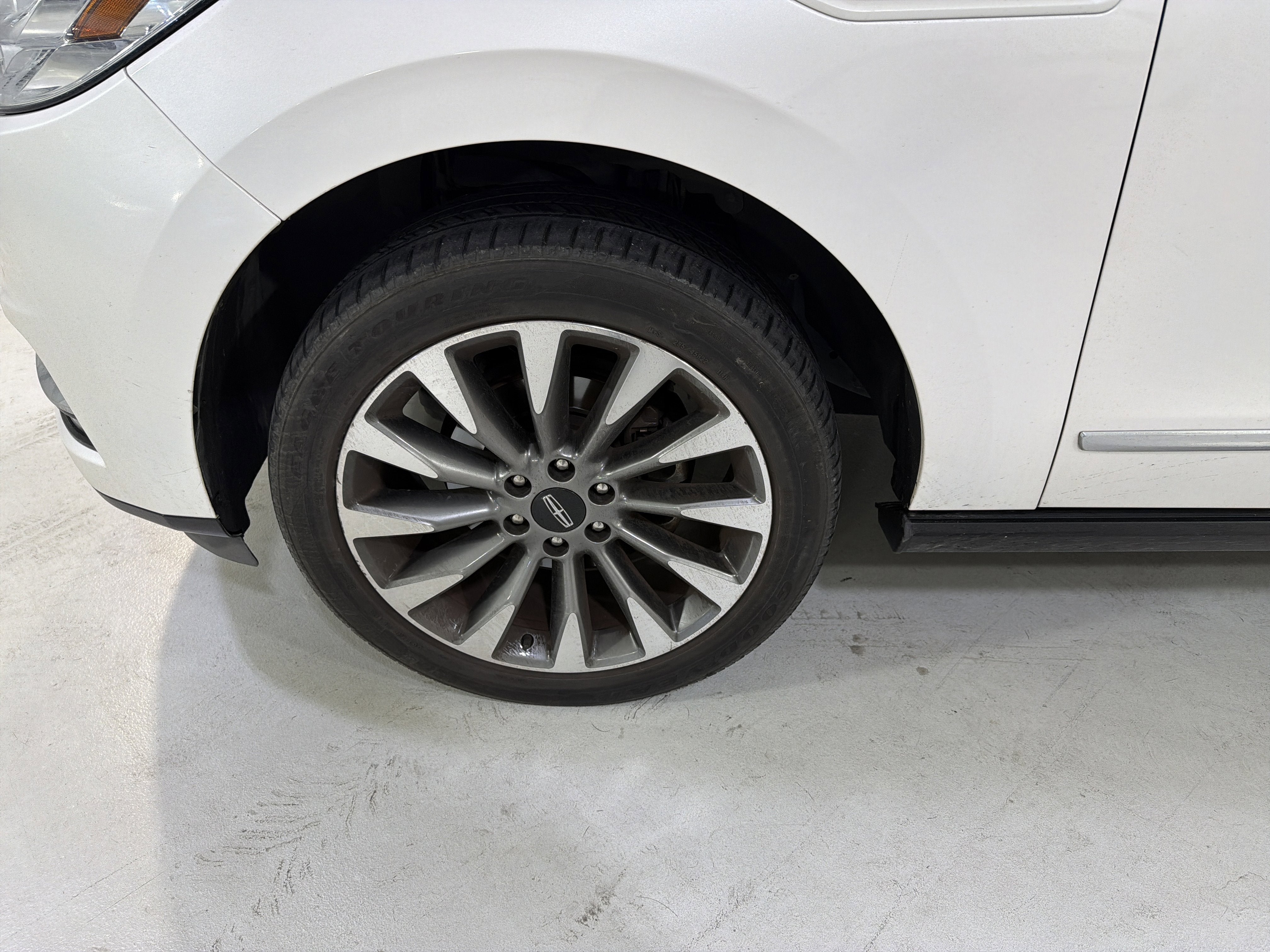 2019 Lincoln Navigator Select