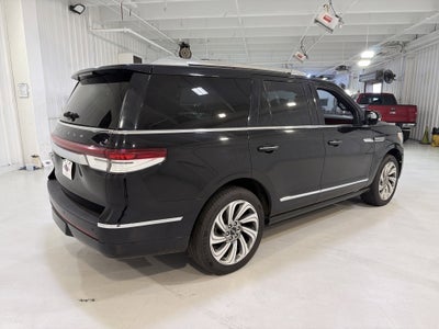 2023 Lincoln Navigator Reserve