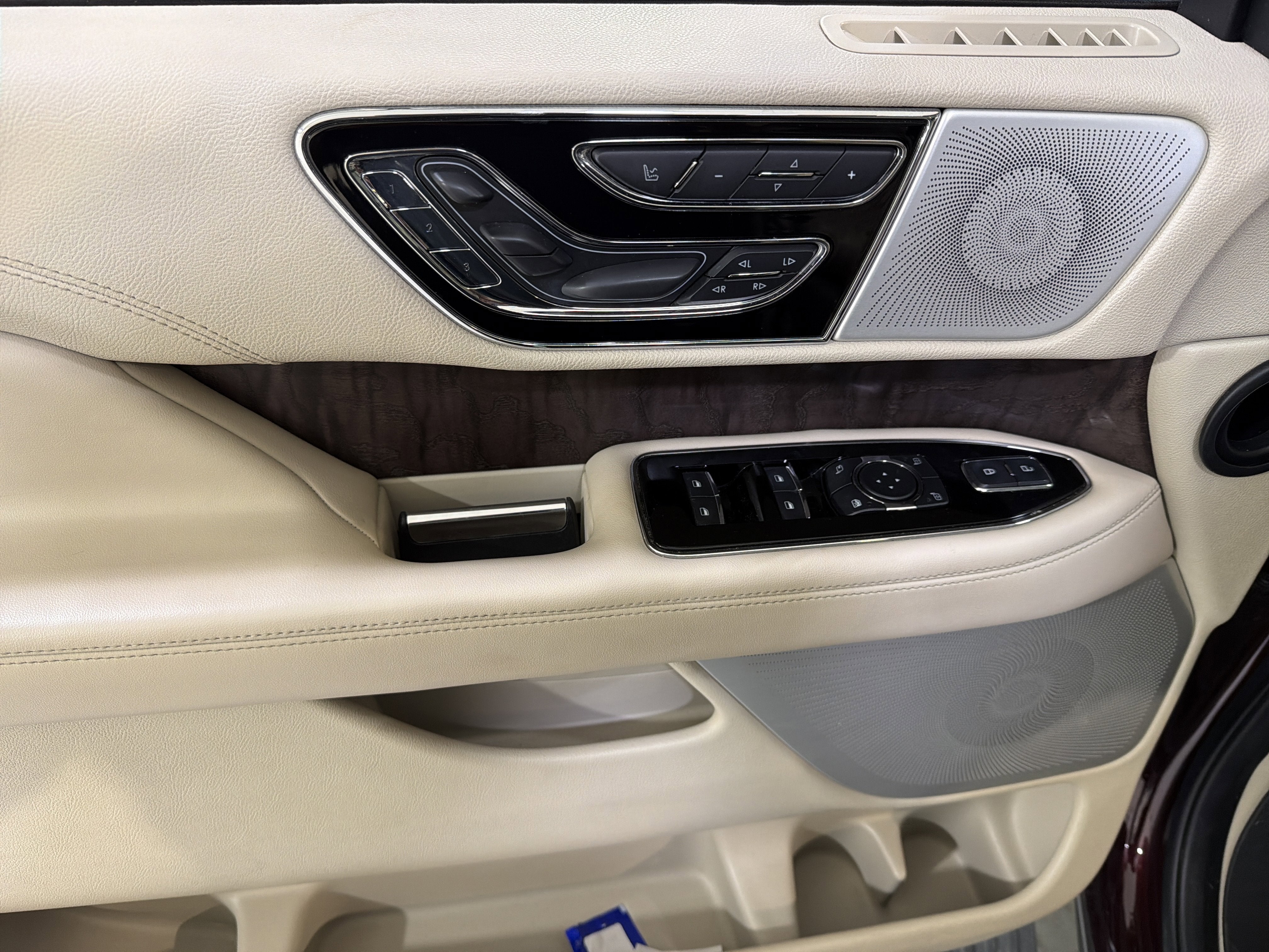 2021 Lincoln Navigator L Reserve