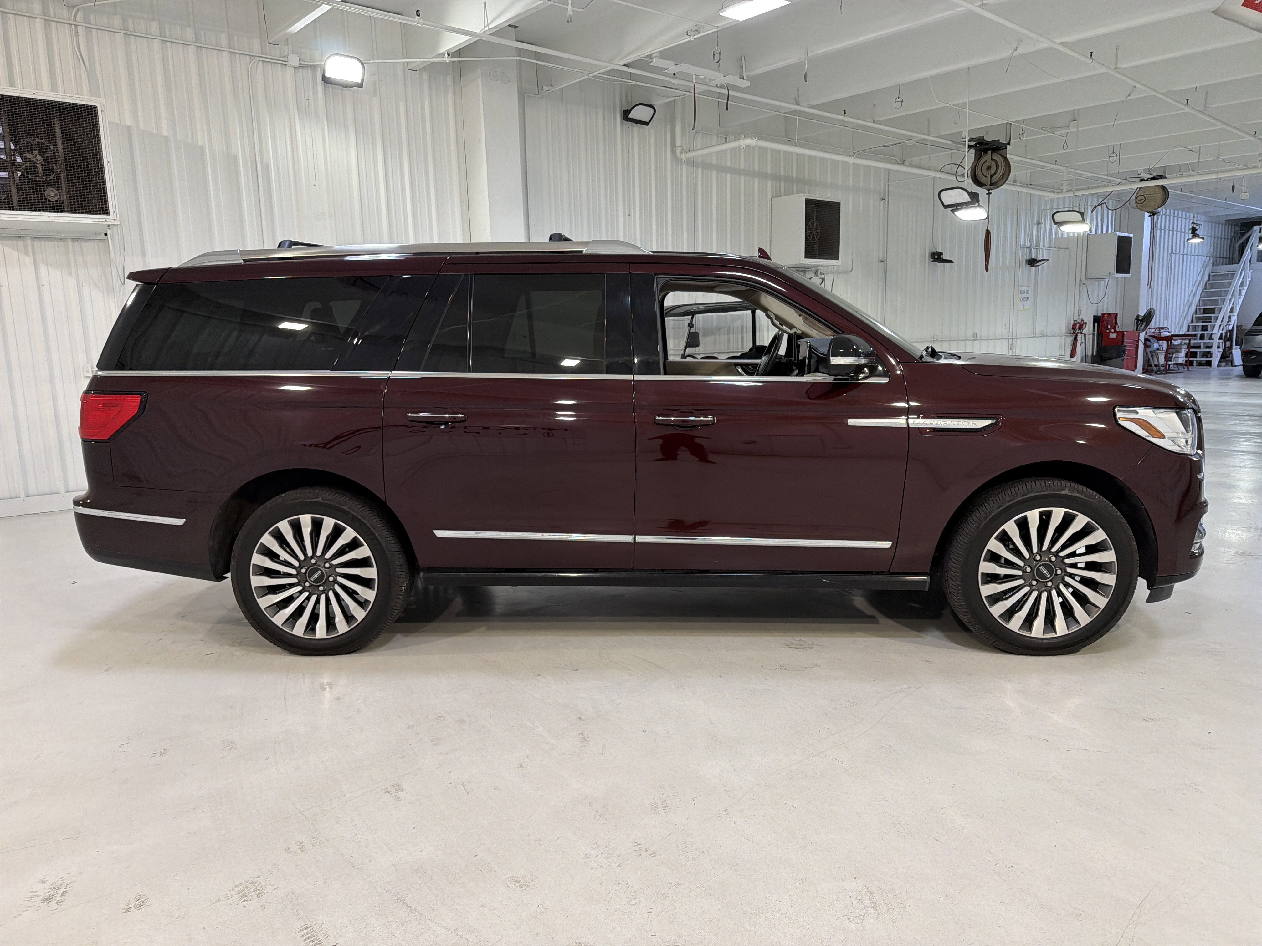 2021 Lincoln Navigator L Reserve