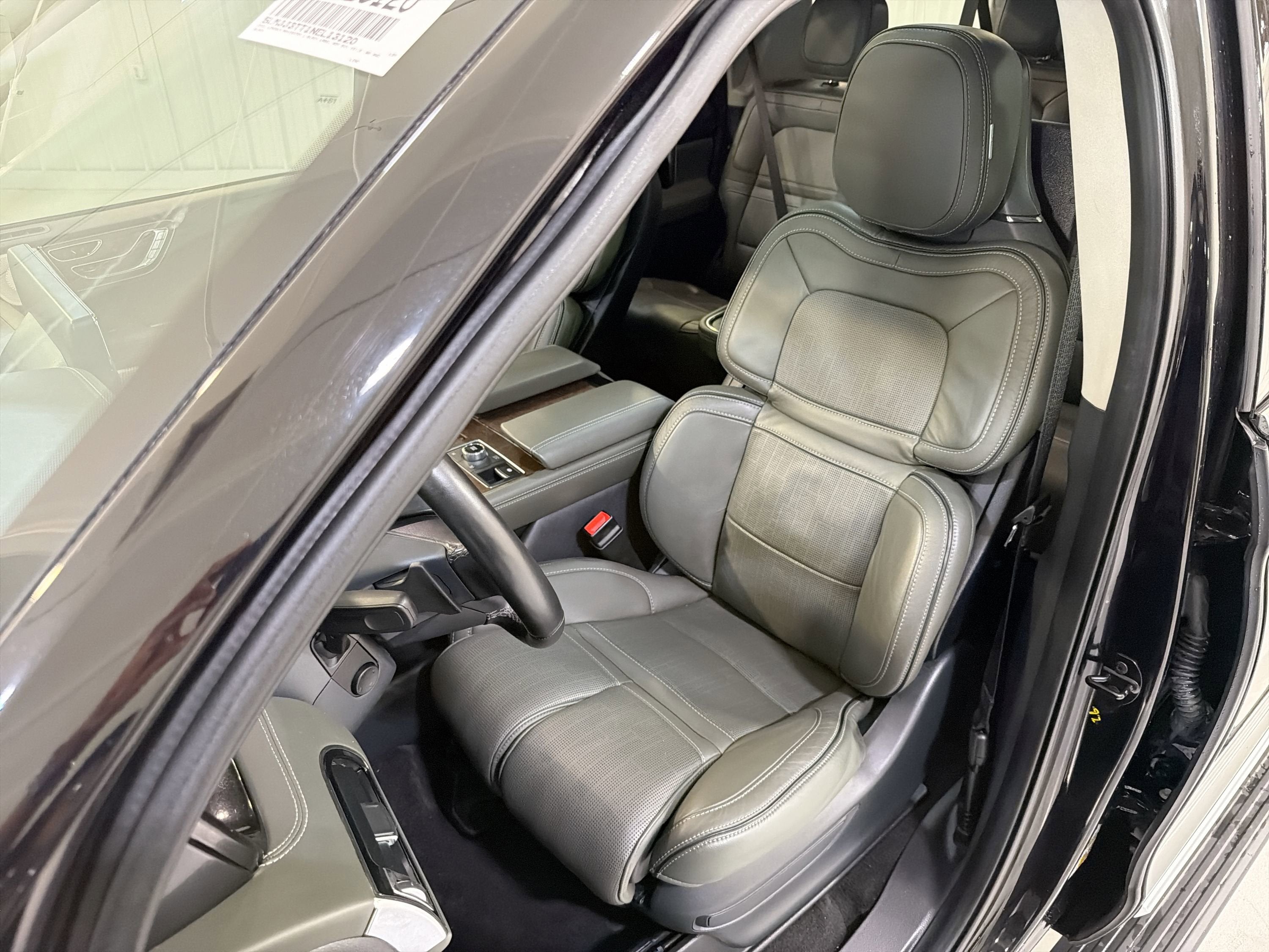 2022 Lincoln Navigator L Black Label