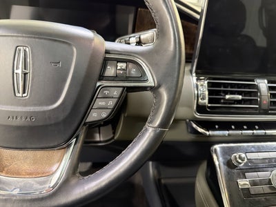 2022 Lincoln Navigator L Black Label