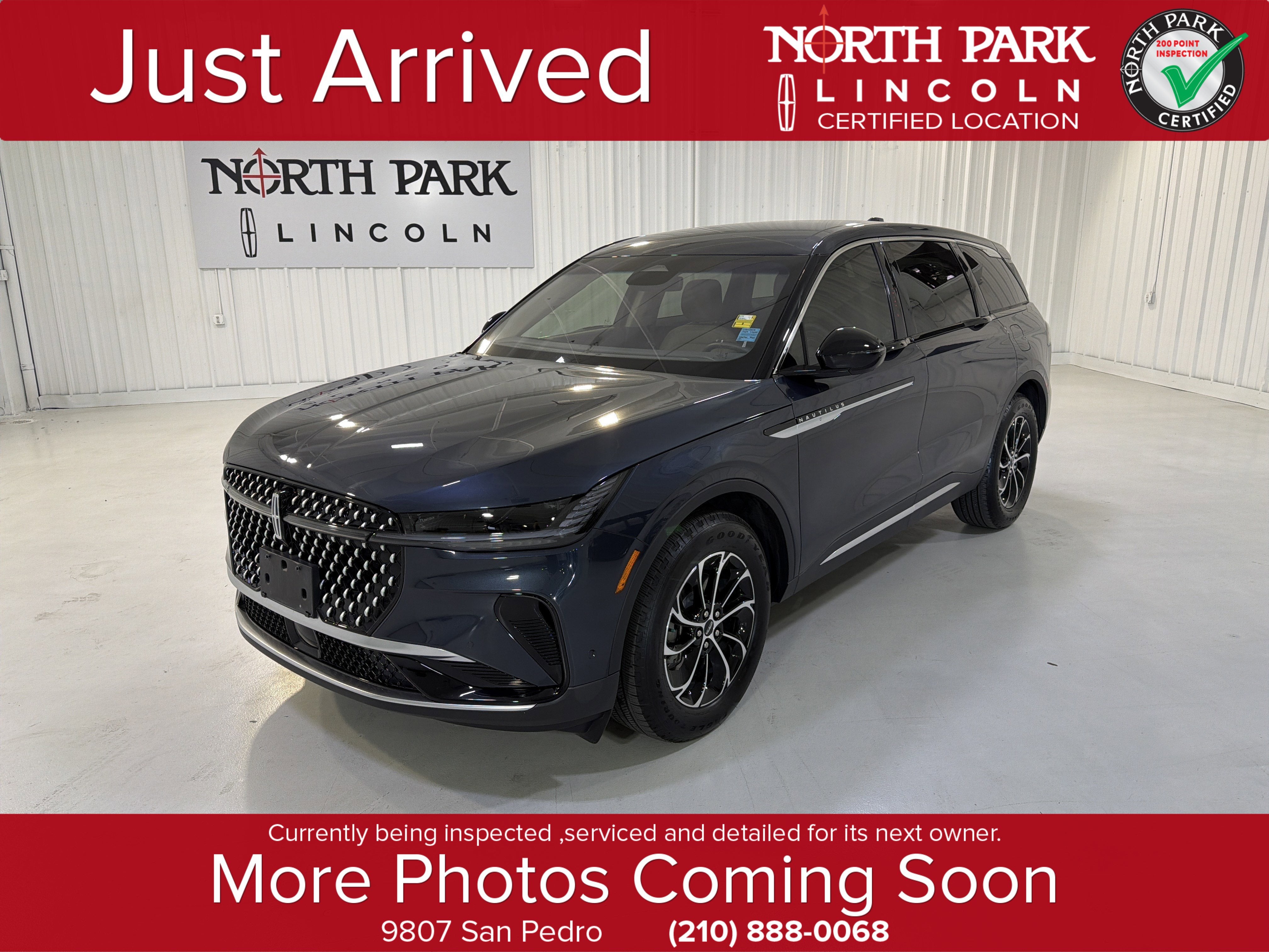 2024 Lincoln Nautilus Premiere AWD's photo