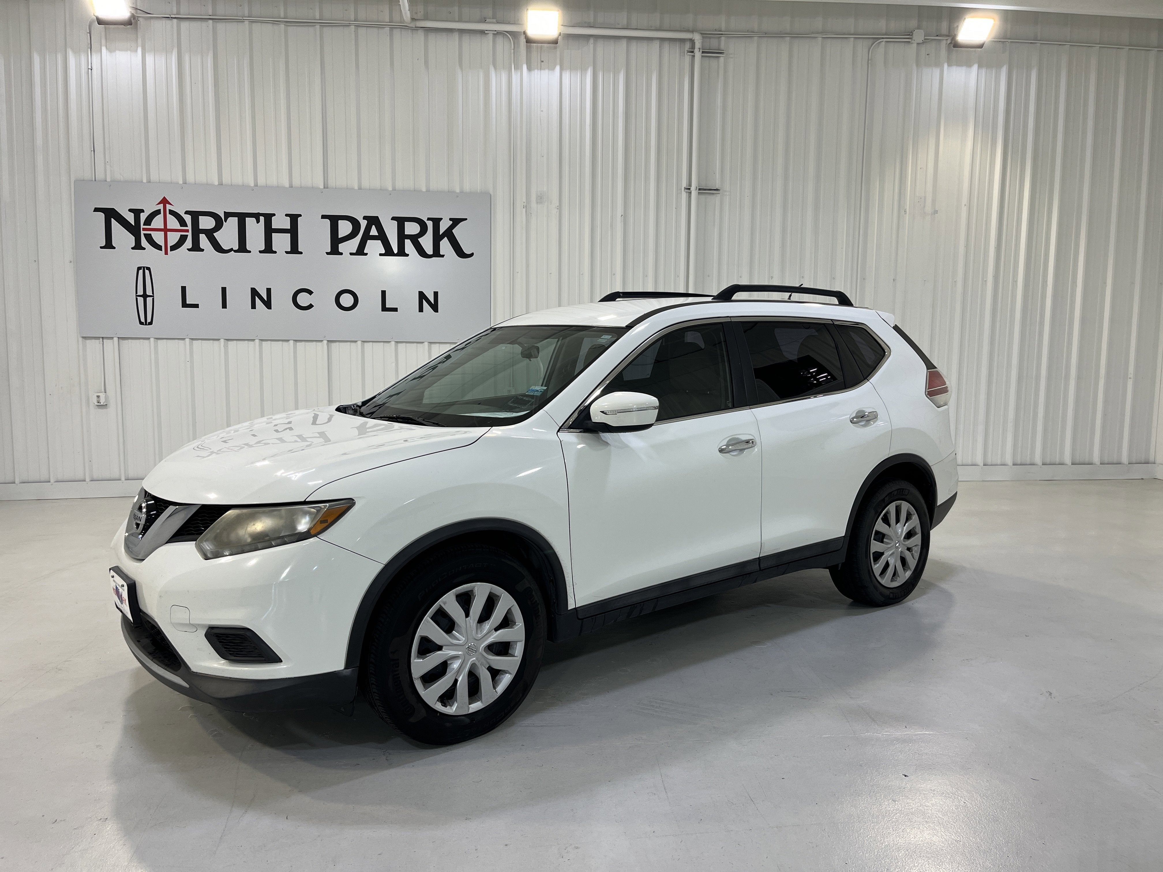 2015 Nissan Rogue Base
