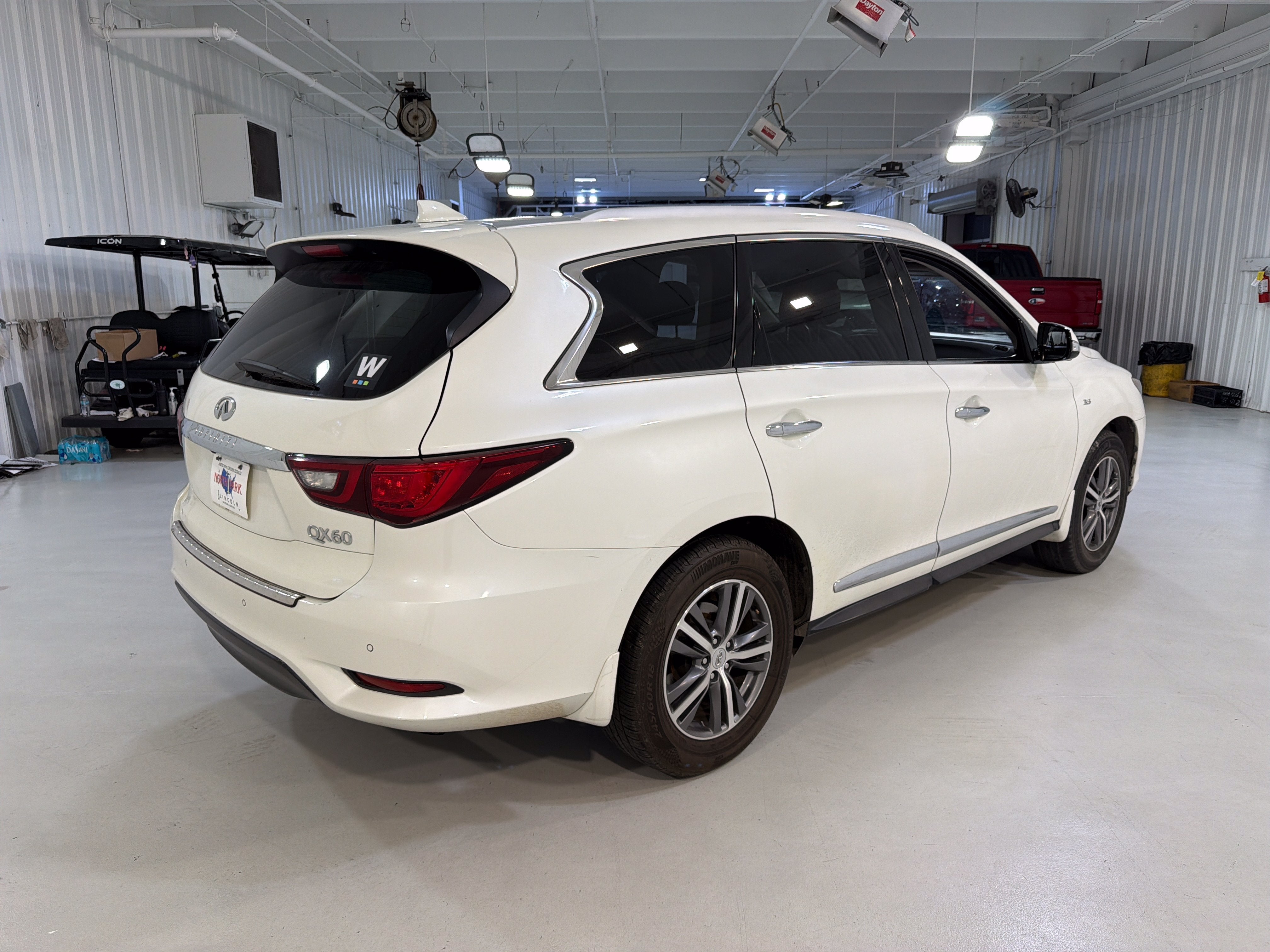 2020 INFINITI QX60 LUXE