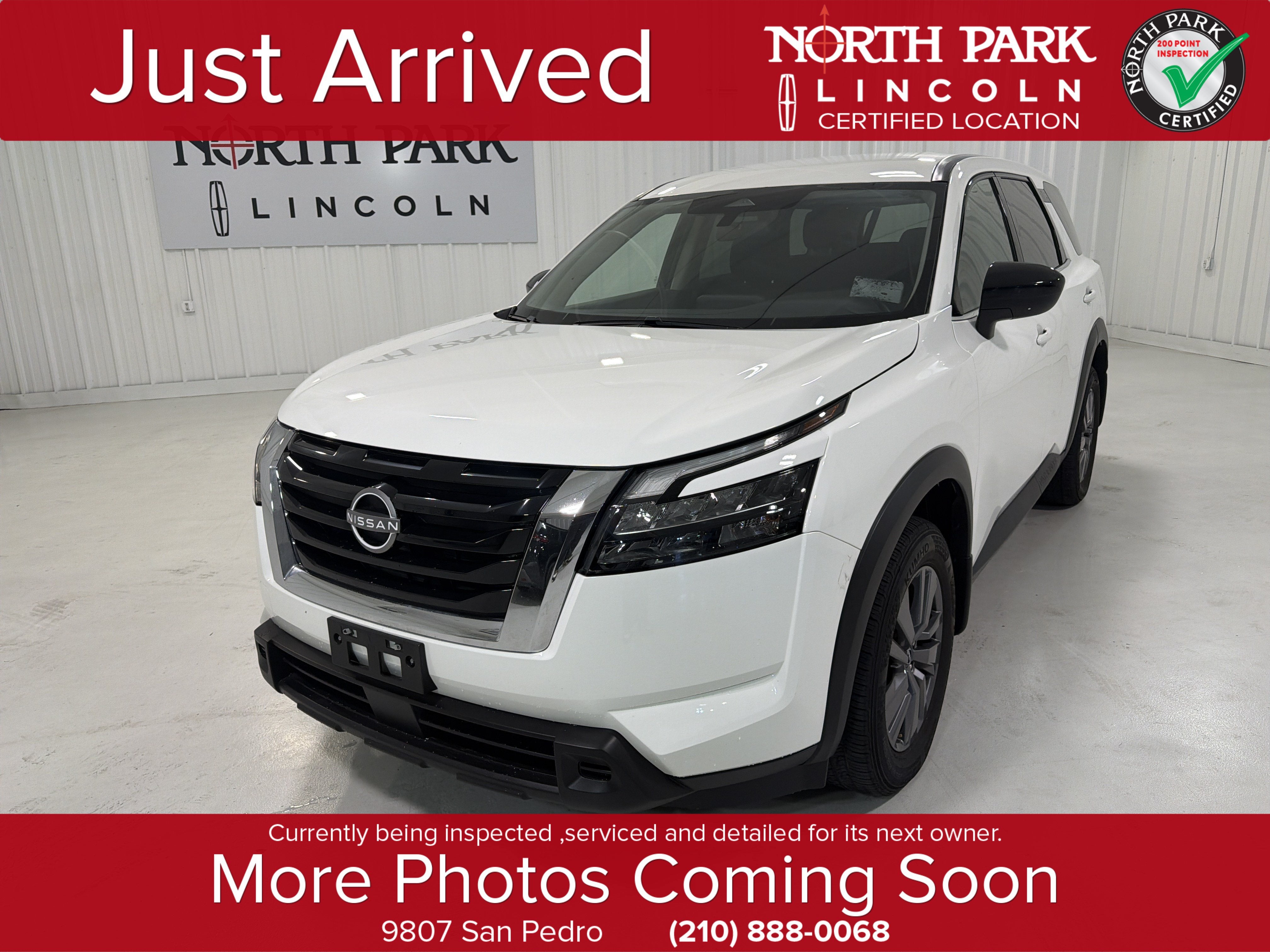 2024 Nissan Pathfinder S