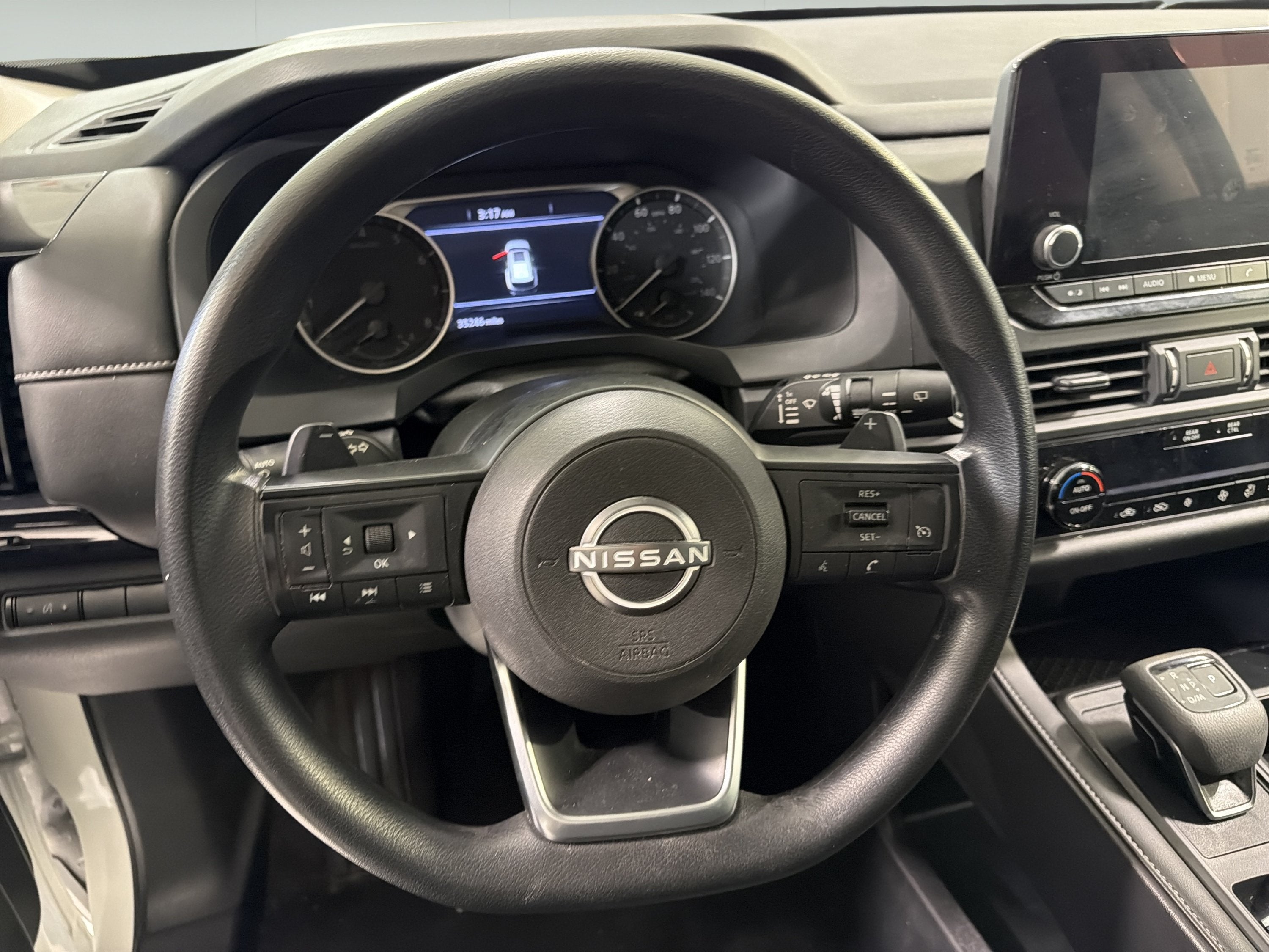 2024 Nissan Pathfinder S