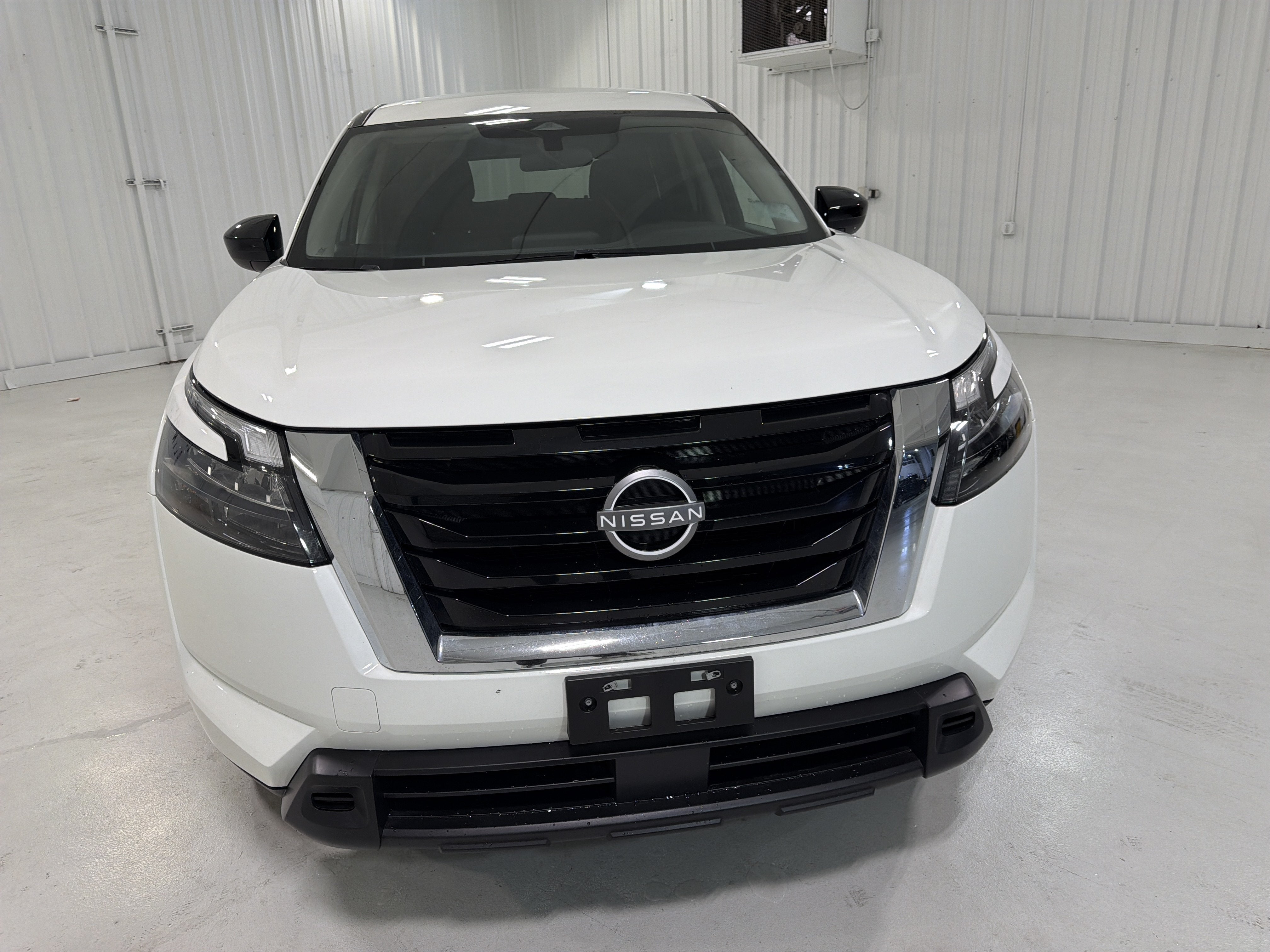 2024 Nissan Pathfinder S