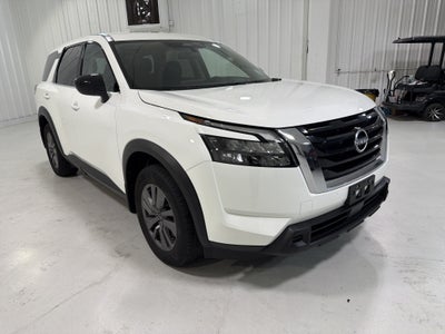 2024 Nissan Pathfinder S
