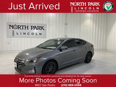 2019 Hyundai Elantra SE