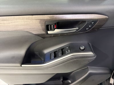 2020 Toyota Highlander Hybrid Platinum