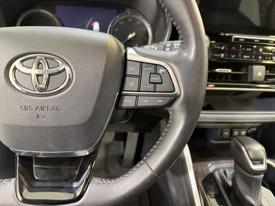 2020 Toyota Highlander Hybrid Platinum