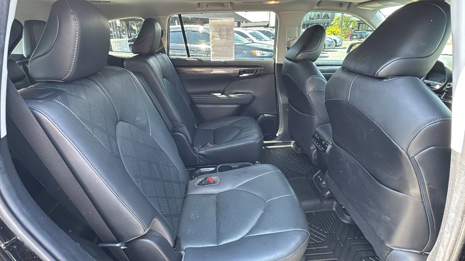 2020 Toyota Highlander Hybrid Platinum