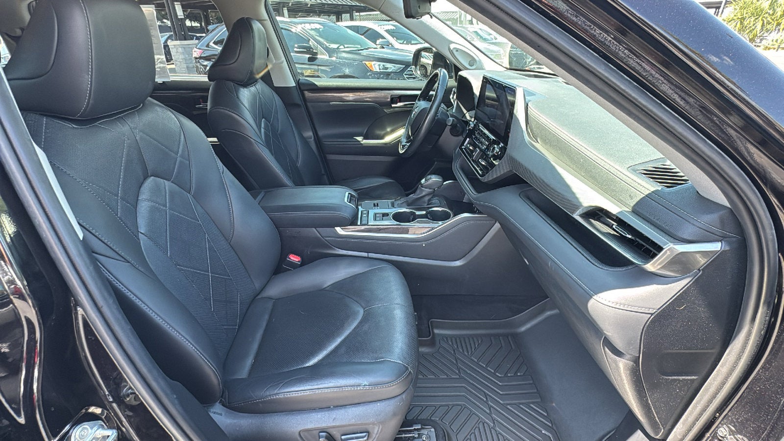 2020 Toyota Highlander Hybrid Platinum