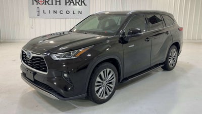 2020 Toyota Highlander Hybrid Platinum