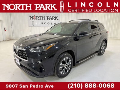 2025 Toyota Highlander XLE