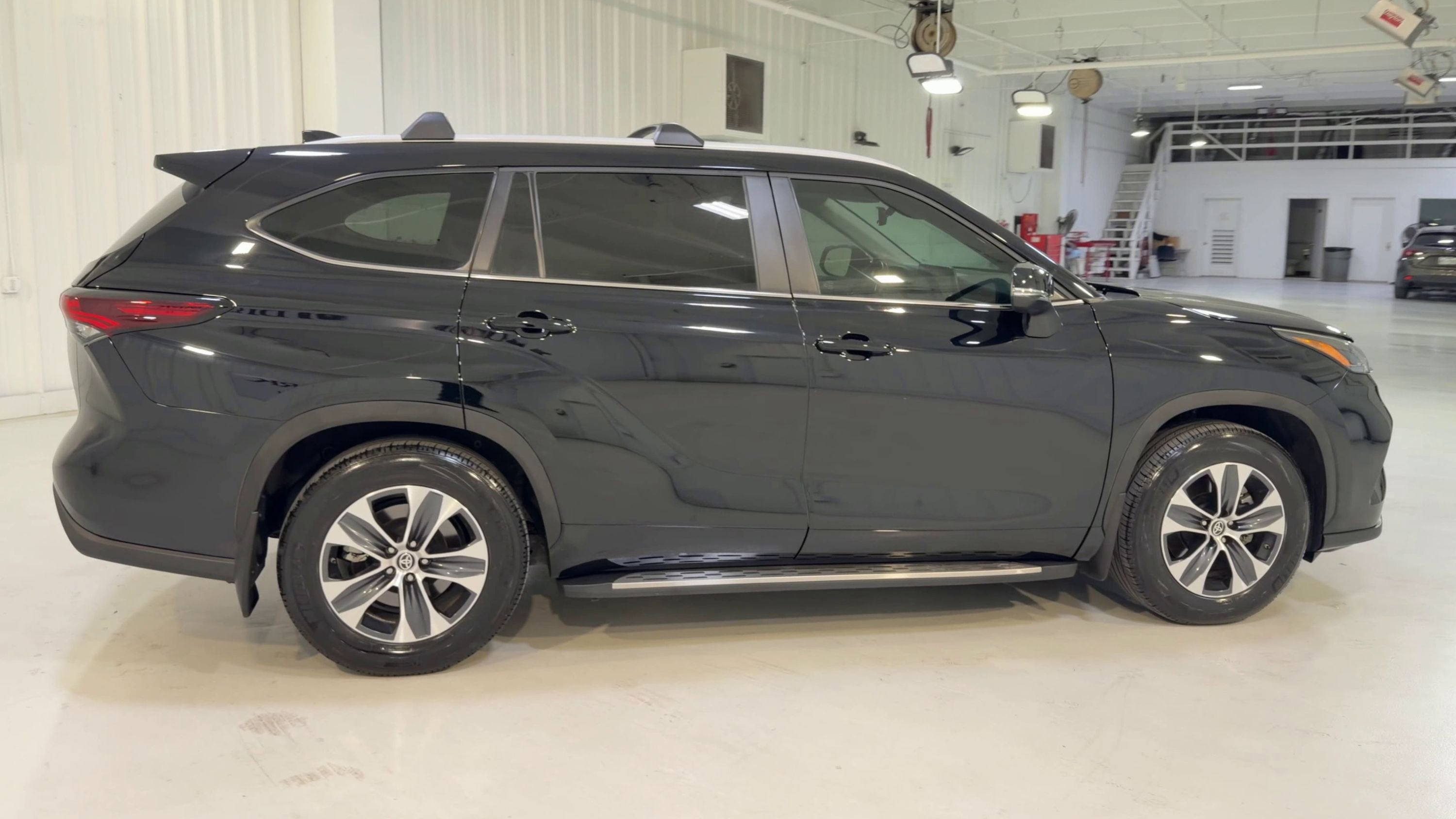 2025 Toyota Highlander XLE