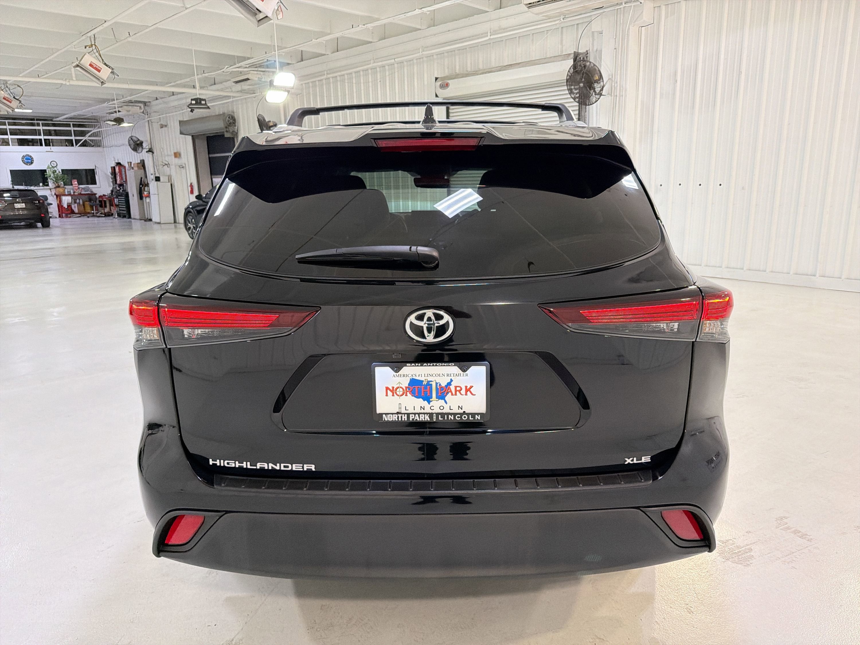 2025 Toyota Highlander XLE