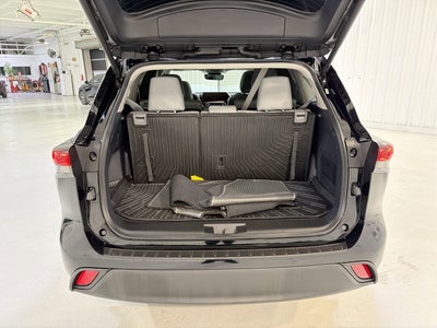 2025 Toyota Highlander XLE