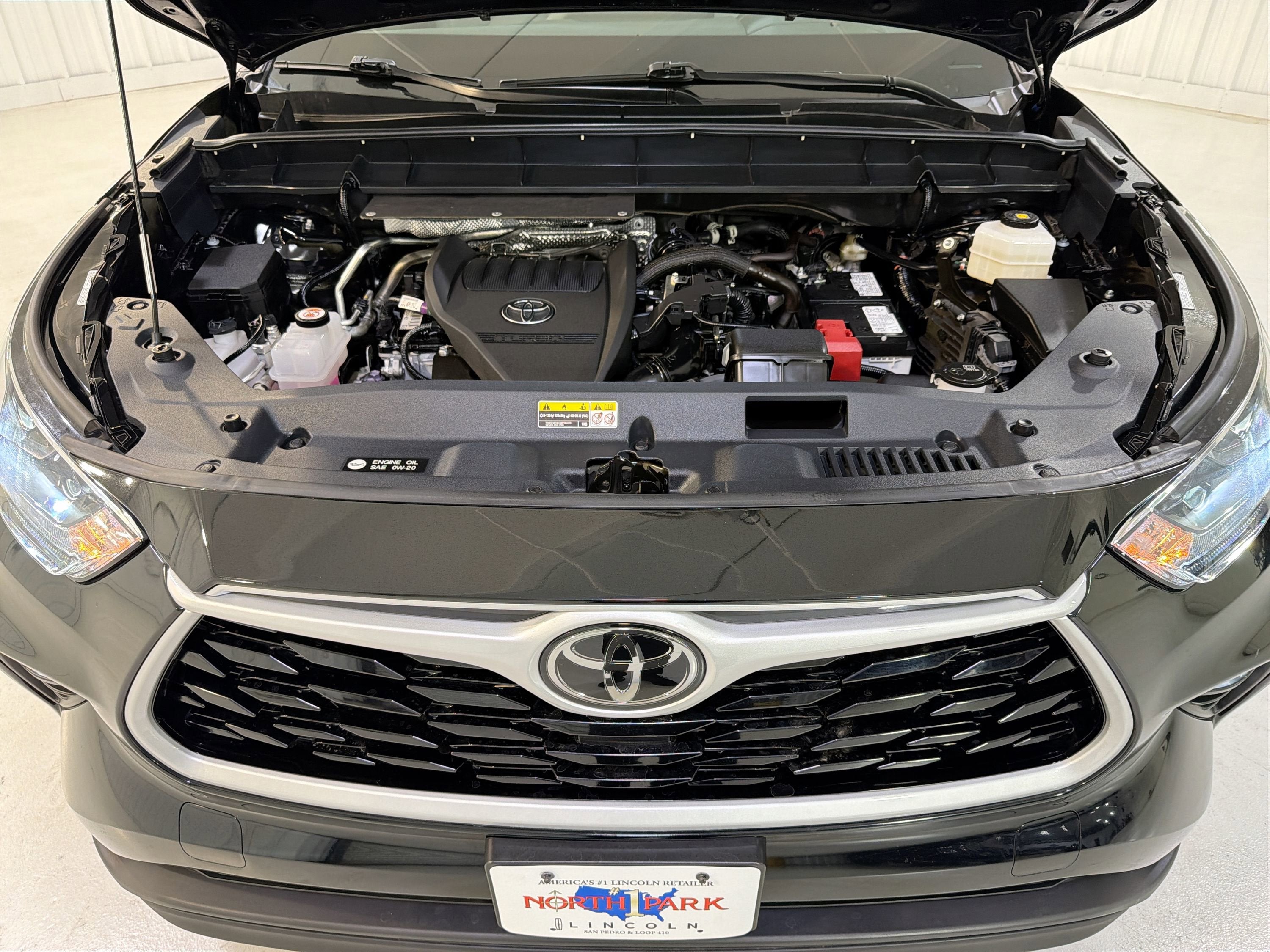 2025 Toyota Highlander XLE