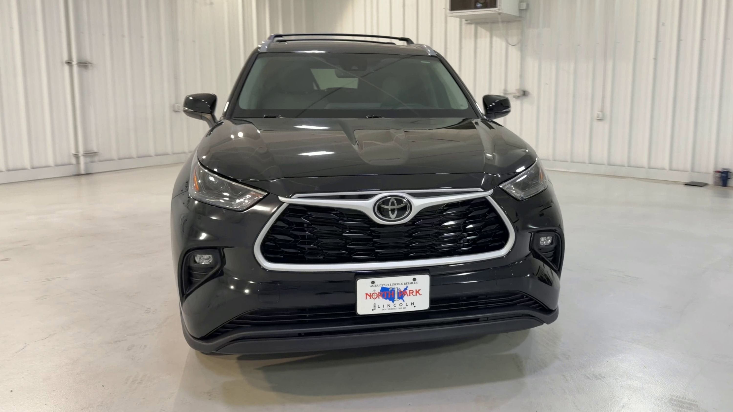 2025 Toyota Highlander XLE