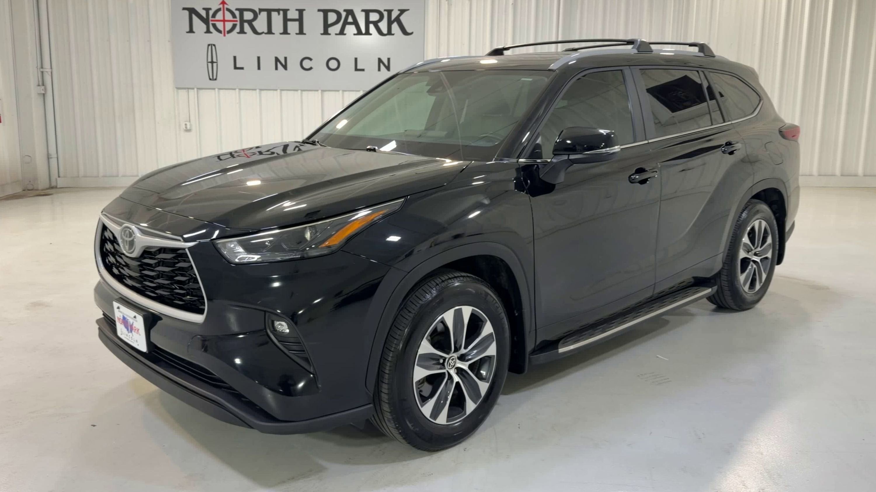 2025 Toyota Highlander XLE