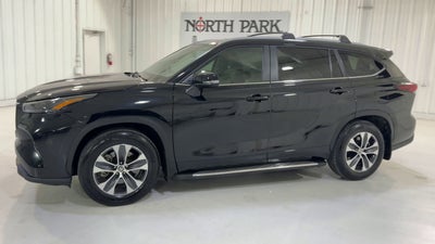 2025 Toyota Highlander XLE