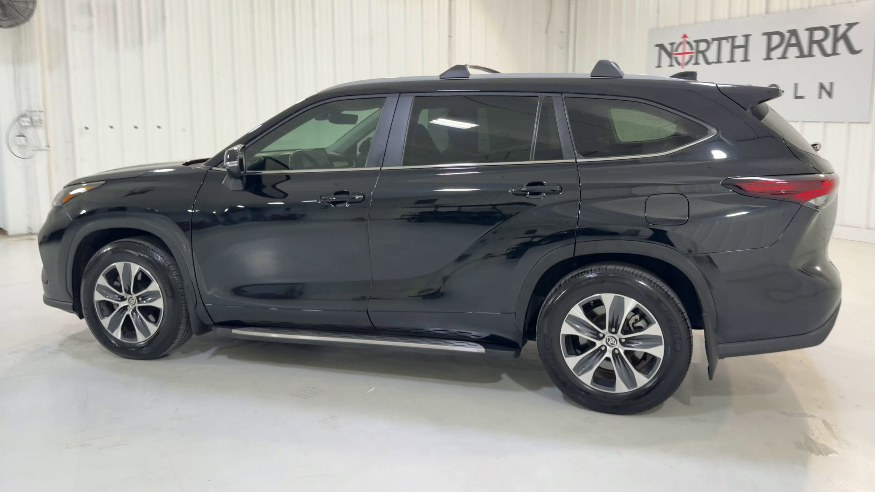 2025 Toyota Highlander XLE