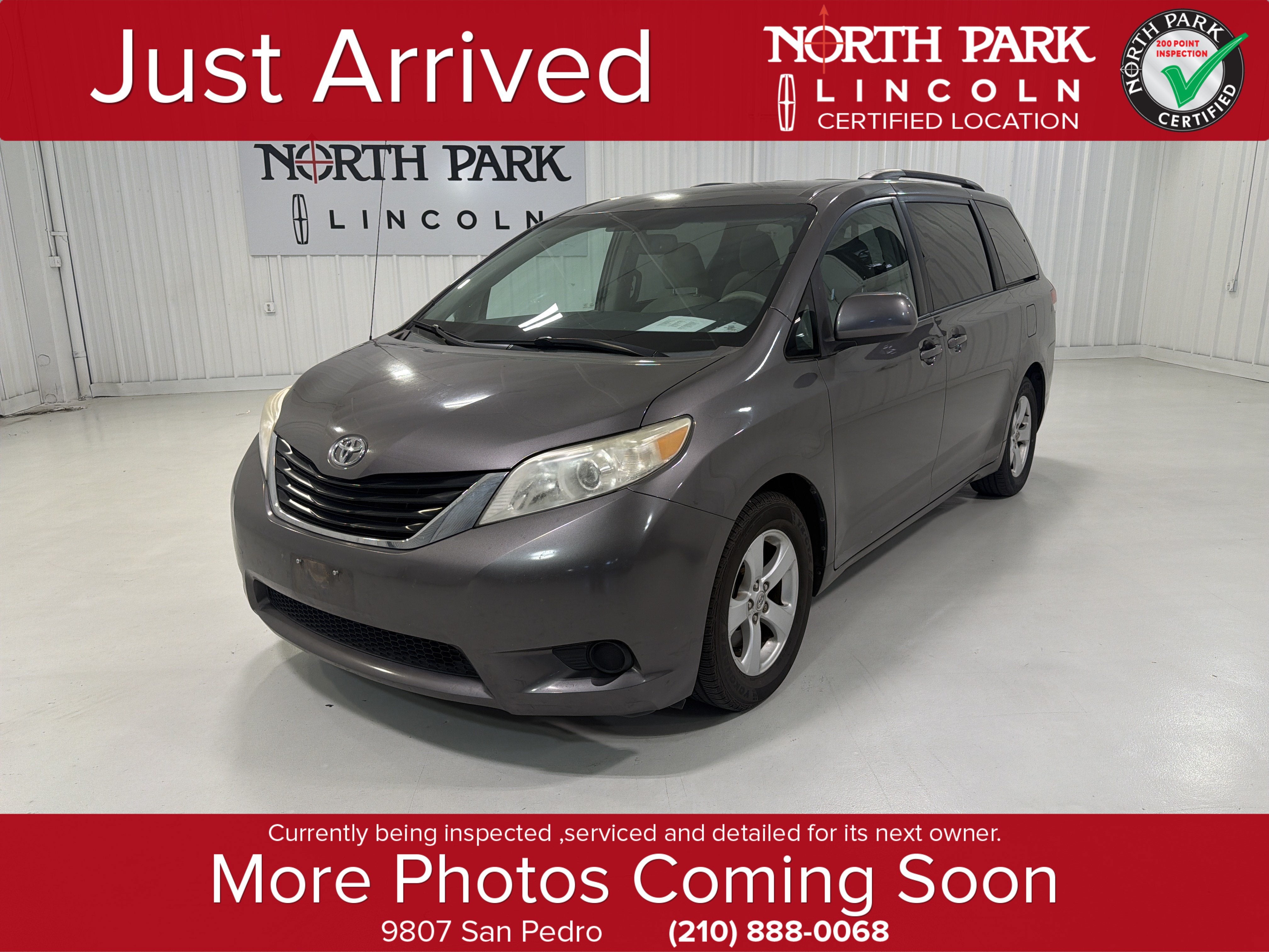 2012 Toyota Sienna LE