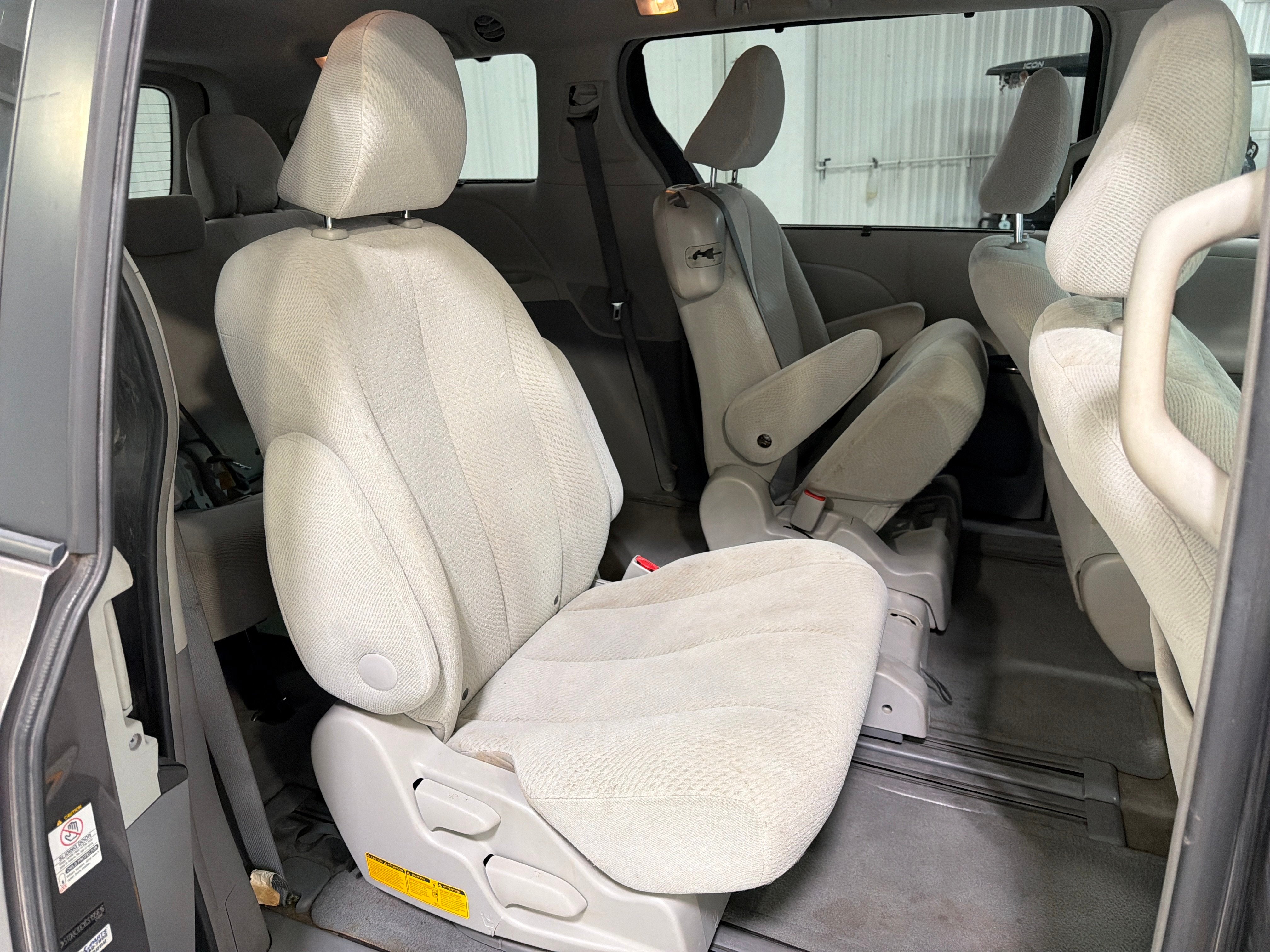 2012 Toyota Sienna LE