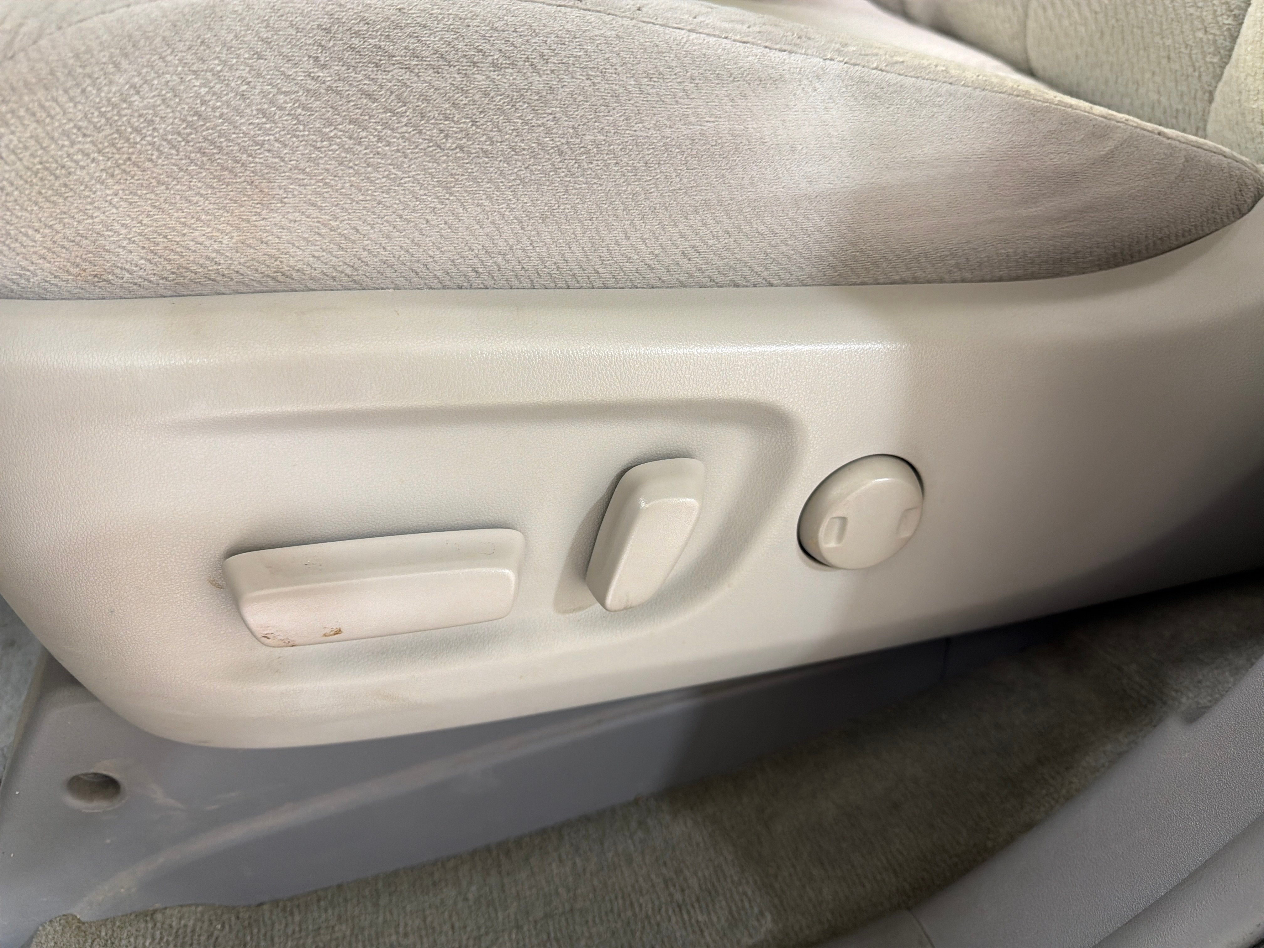 2012 Toyota Sienna LE