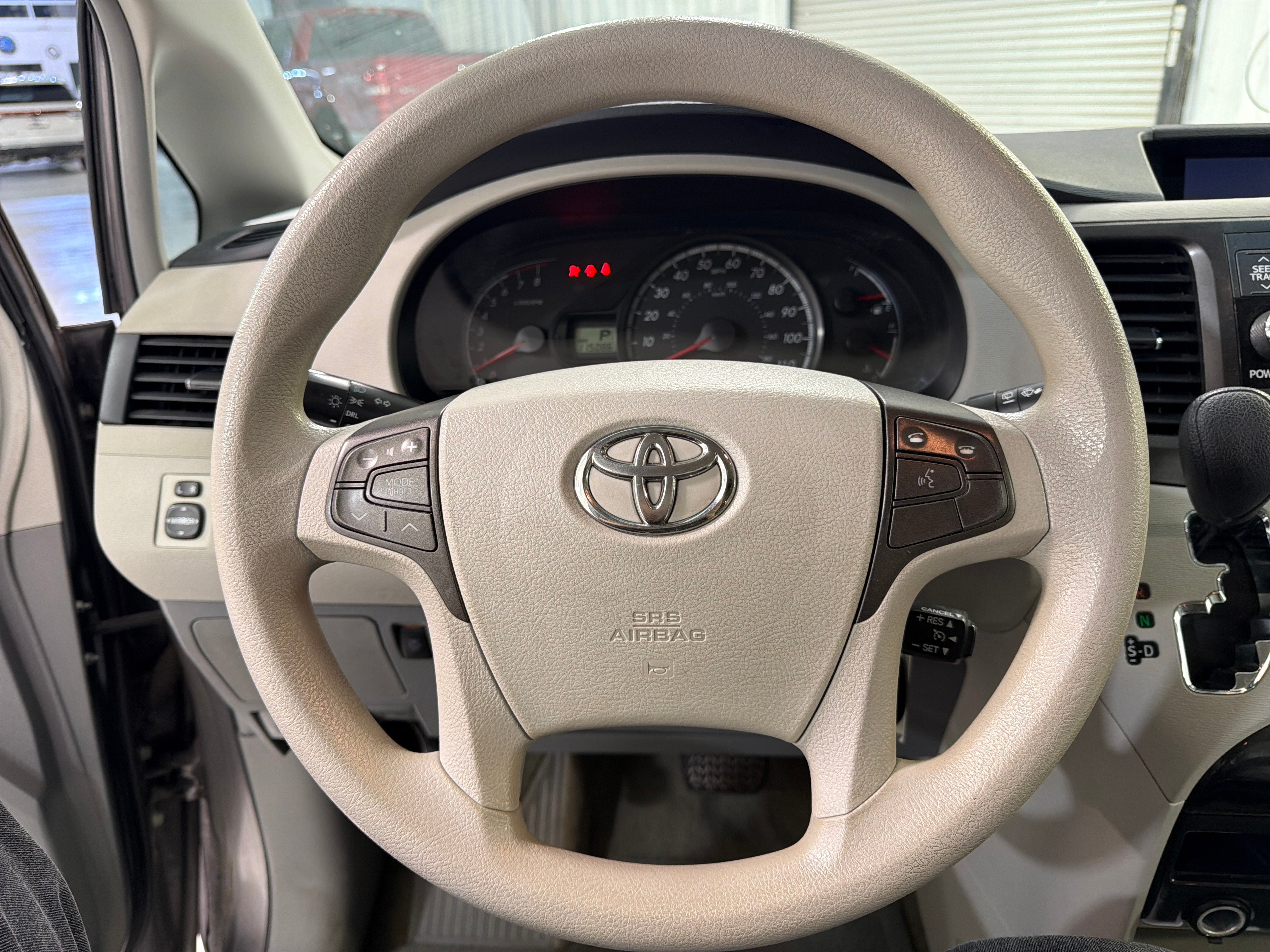 2012 Toyota Sienna LE