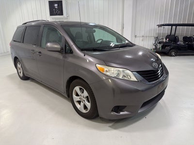 2012 Toyota Sienna LE