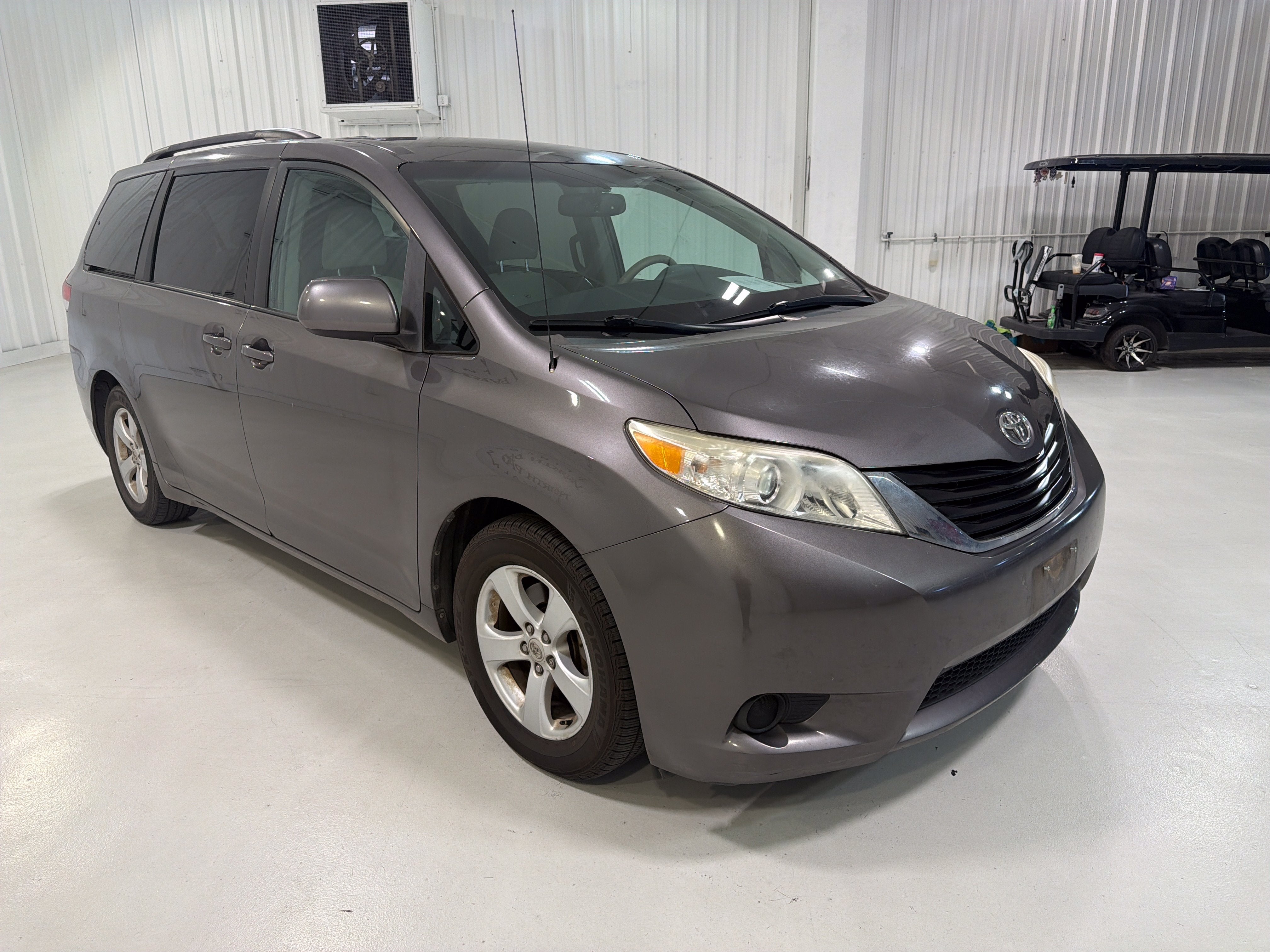 2012 Toyota Sienna LE