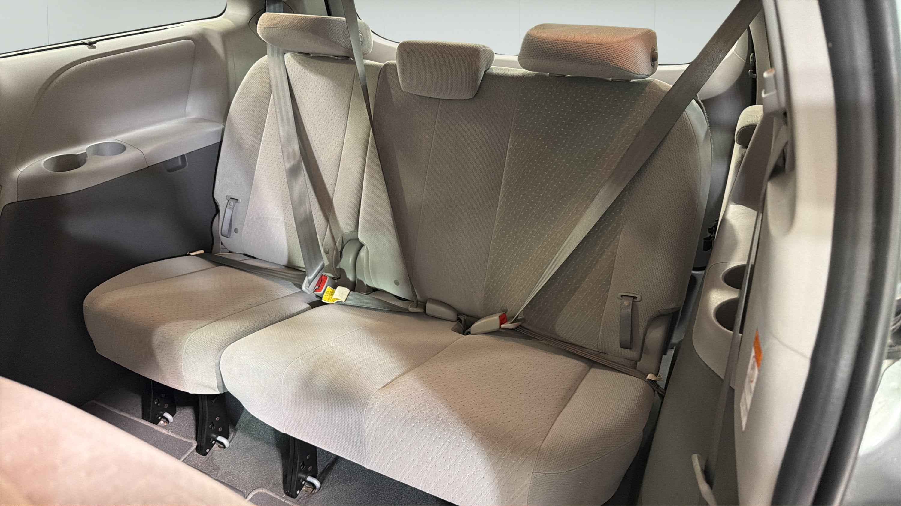 2020 Toyota Sienna LE