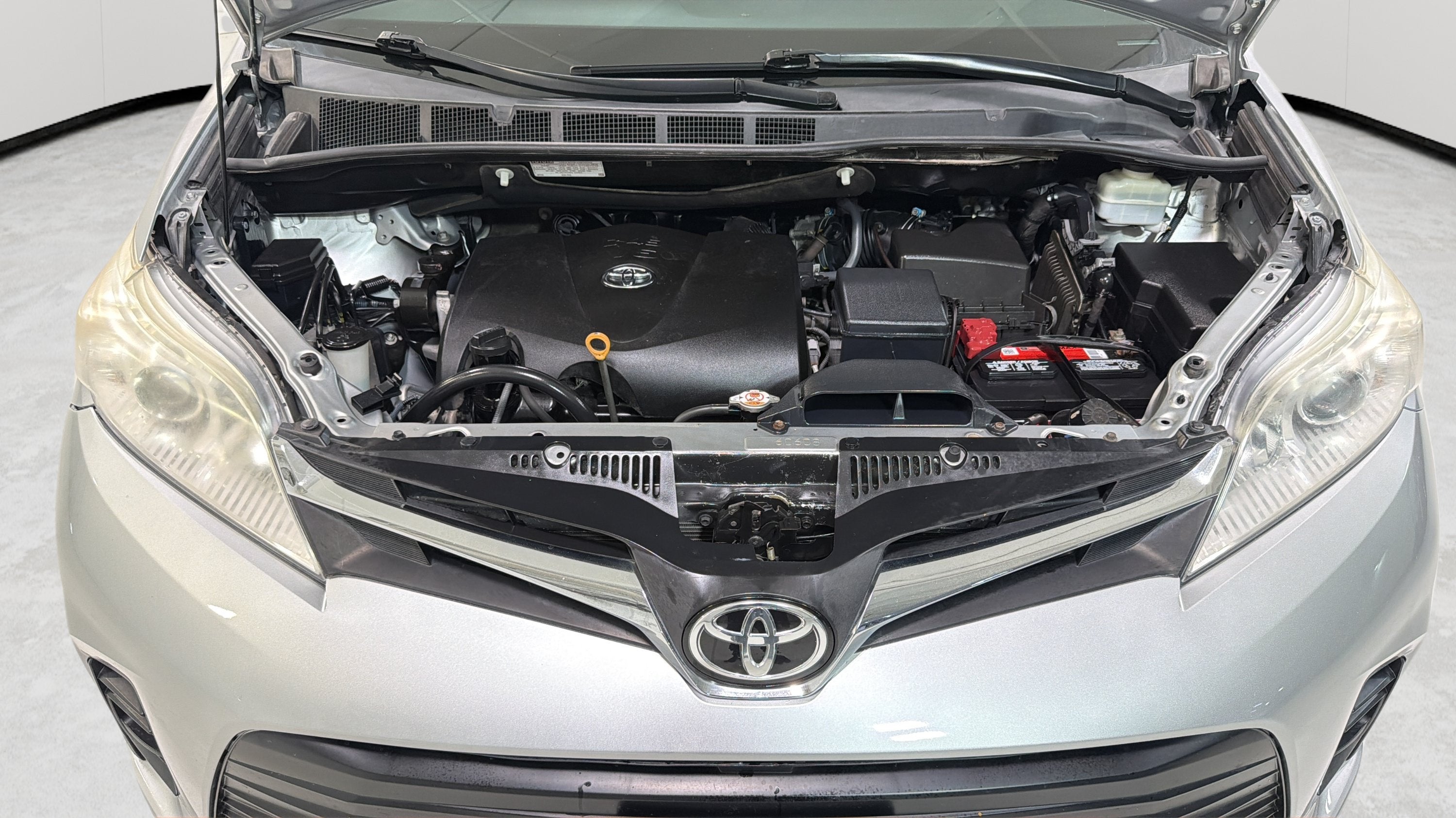 2020 Toyota Sienna LE
