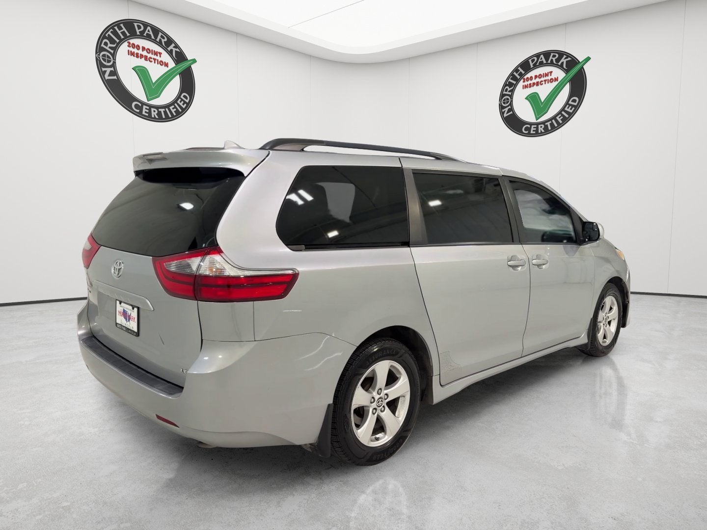 2020 Toyota Sienna LE
