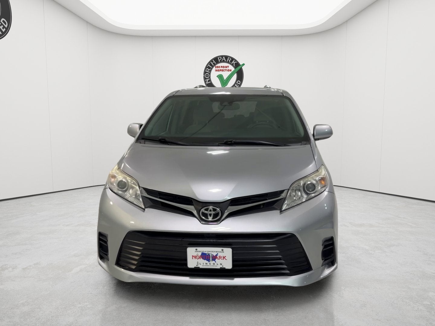 2020 Toyota Sienna LE